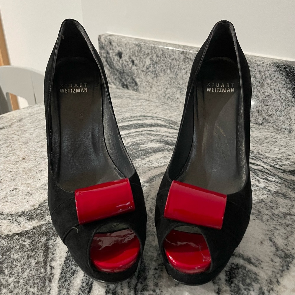 STUART WEITZMAN Puente Black and Red Peep Toe Pumps Size 7